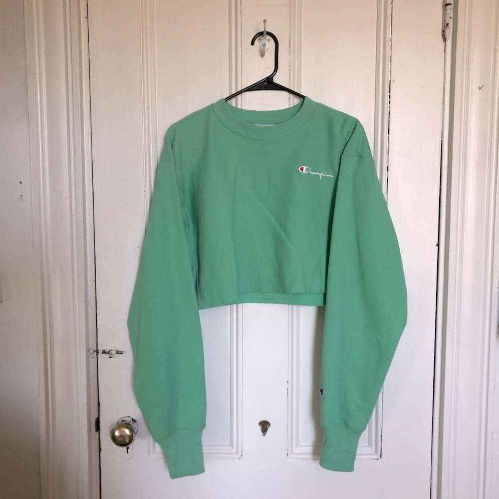 reverse weave cropped crew neck